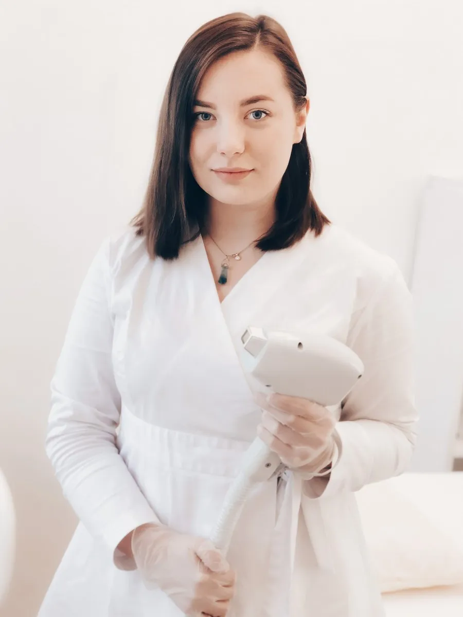 Юлия — мастер лазерной эпиляции EverGlow